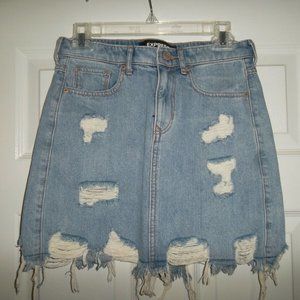 Express Women's Distressed Denim Mini Skirt Raw Hem Size 2